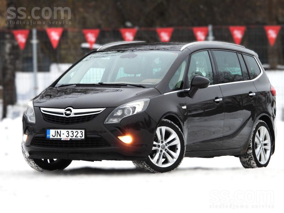 Opel Opel Zafira Tourer 2.0 dīzelis (96 kW), 7 vietas, 