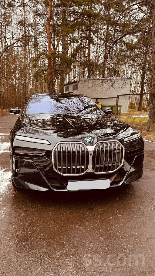 BMW Pārdodu BMW M760 e xDrive , 420kw/571zs. Auto Teic