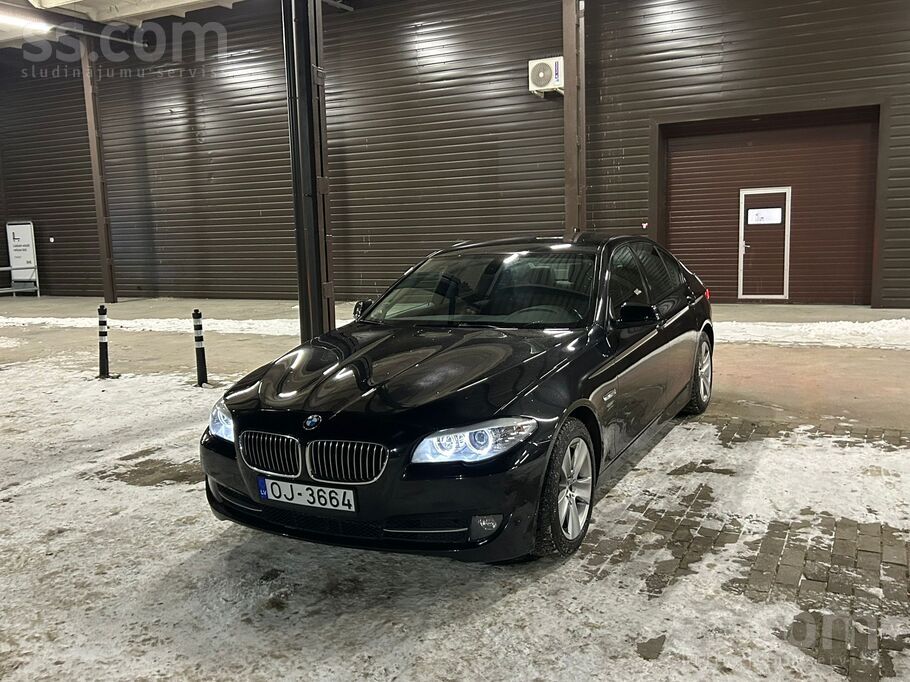 BMW Pārdod/maina BMW F10 3.0 dīzelis, 150kw. 