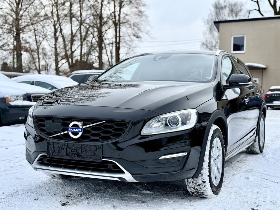 Volvo Dīzelis, City Safety, adaptīvās gaismas, distances