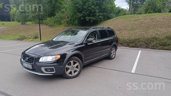 Volvo XC 70 - 1