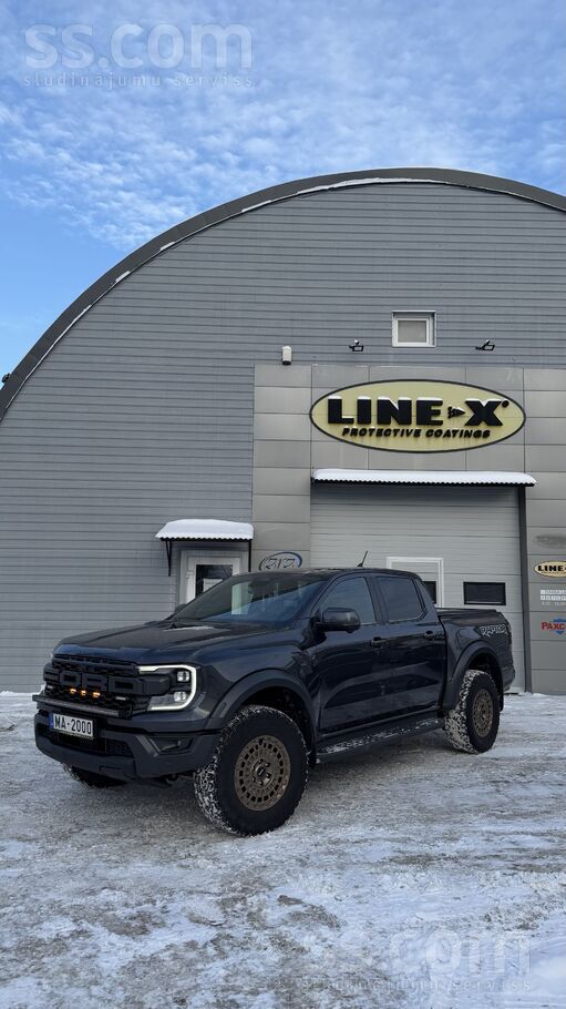 Ford Uzņēmums pārdod Ford Ranger Raptor ar 3.0 benzīna 