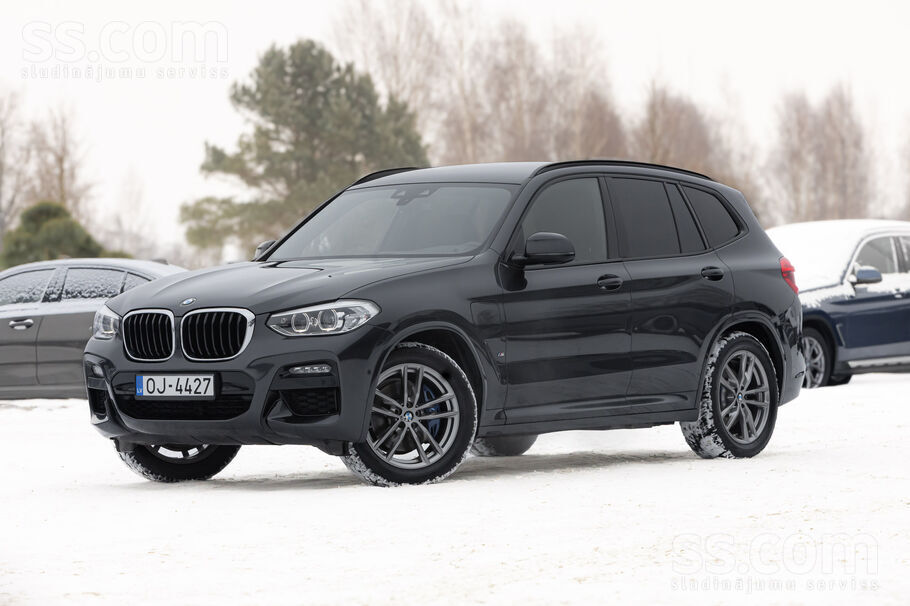 BMW X3 X-Drive 30E 215kw/292hp M-Sportpakete Plug in Hybrid 2.0i.
Tikko n
