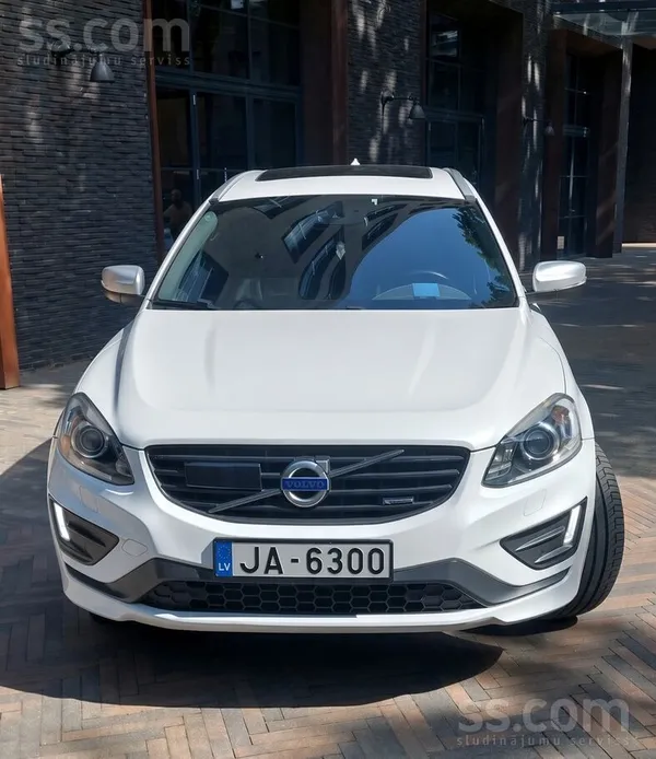 Volvo XC 60 - 1