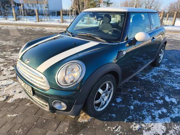Mini Pārdodu uzticamu un ekonomisku Mini Cooper D R56, 