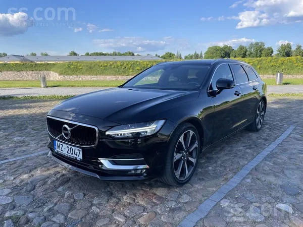 Volvo Pārdod Volvo V90 Cross Country D4 2.0L dīzelis ar