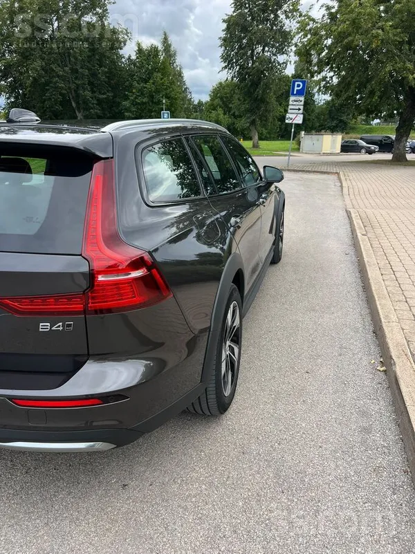 Volvo V60 - 1