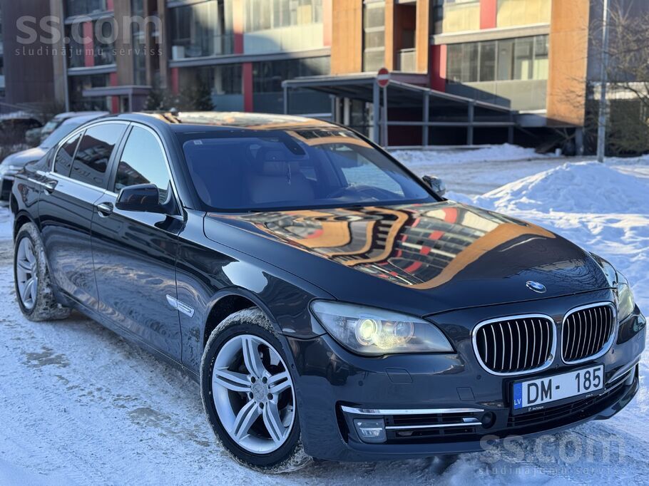 BMW Bagāta komplektācija, Ta09/2026, Bmw 730, Sportpac