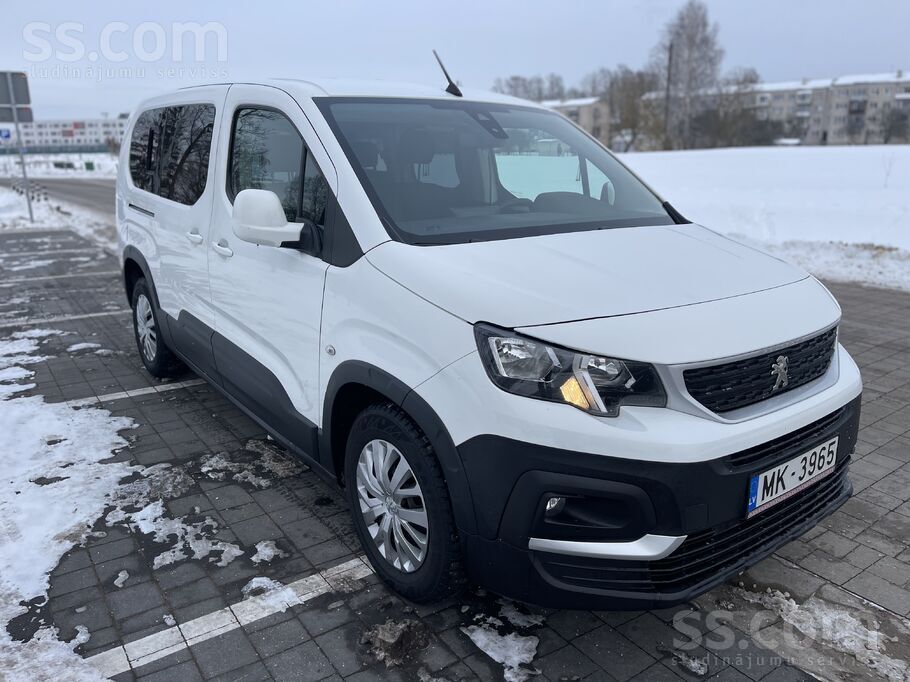 Peugeot Rifter 1.5d. L2 garā bāze, pārskatāma servisa vēsture.
Garantijas