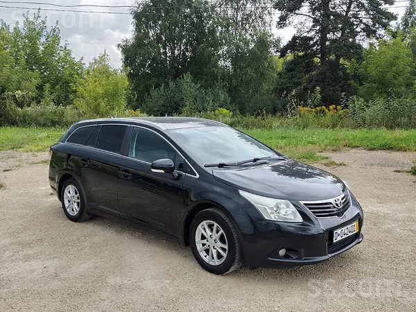 Toyota Tikko no Vācijas Avensis. 1.8 benzīnmotors. 
