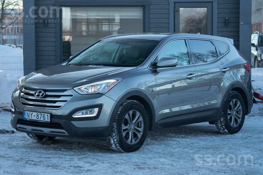 Hyundai No Nīderlandes Hyundai Santa FE 2.4 benzīns 141kW,