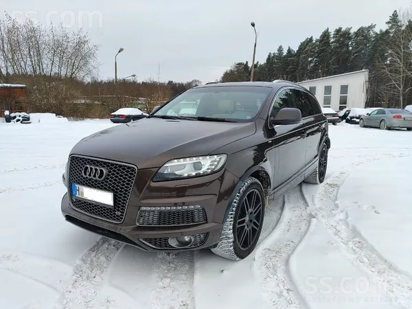 Audi В очень хорошем состоянии. Ухоженная, чистая, всё
