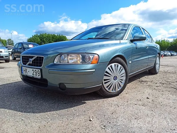 Volvo S60 - 1