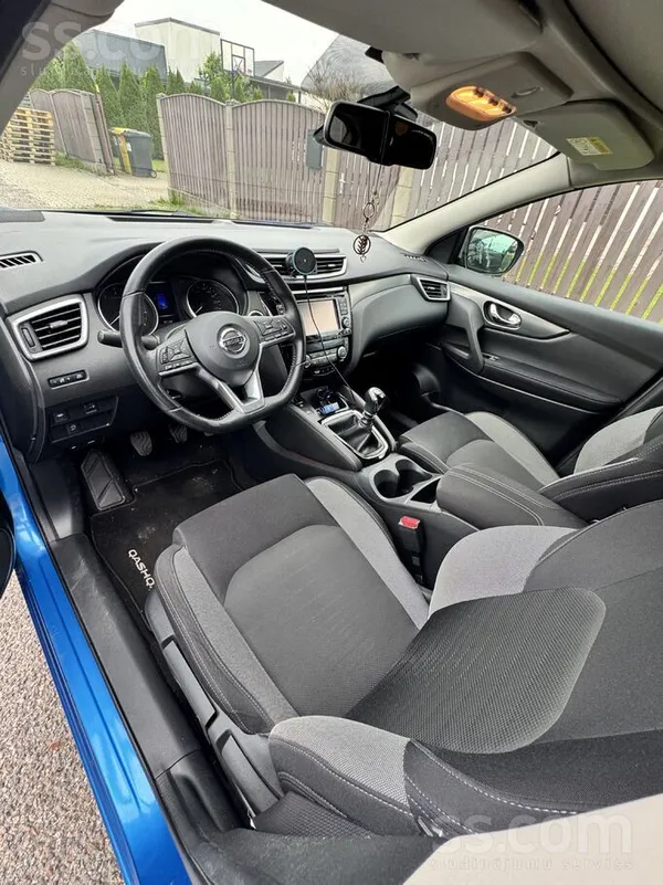 Nissan Pārdodu auto Nissan Qashqai 2017 gada 1.2 turbo be