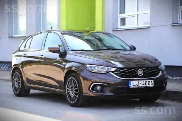 Fiat Dīzelis , hečbeks, 88kw , lietie diski , sēdekļu a