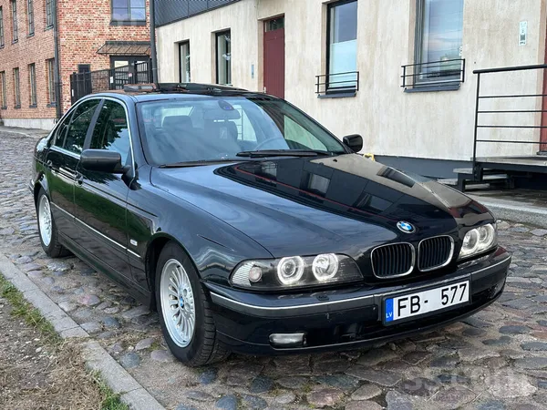 BMW Pārdodas BMW 5-Sērijas E39 1999 gada. ar Automātis