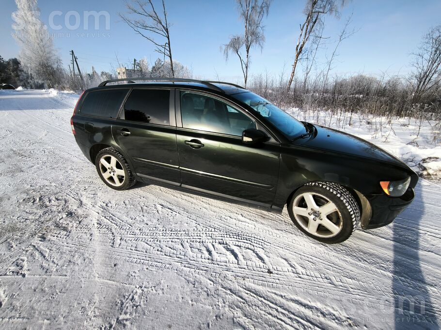 Volvo v50, pietiekoši jaudīgs, ekonomisks un uzticams auto
Tehniski viss da