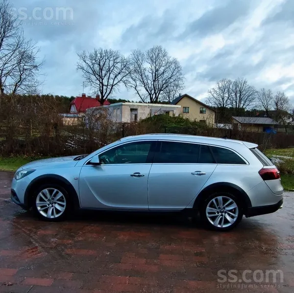 Opel Pārdodu. 