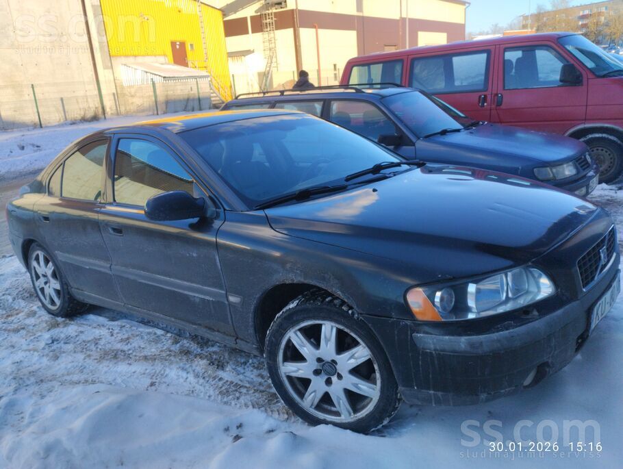 Pardodam Volvo, TA tikko izieta interesenti drīkst zvanīt jebkurā dienas lai