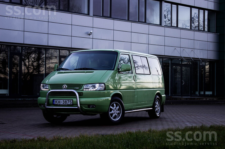 Volkswagen Pārdodās uzticams VW Multivan 1998 gada ar nenobra