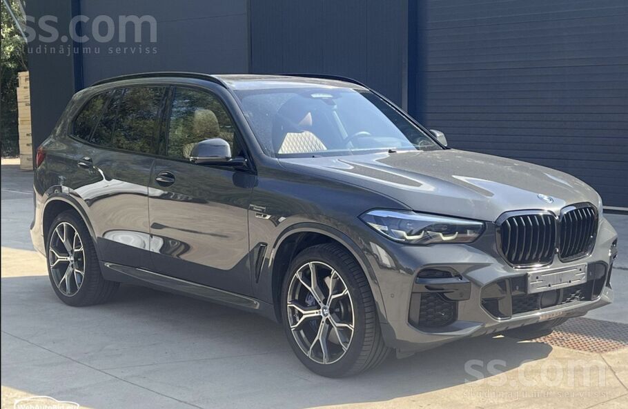 BMW BMW X5 45E M-Sportpaket Plug in Hybrid 3.0i 394 Hp