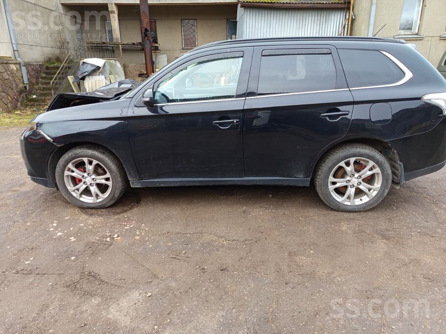 Sveiki. tiek pārdots auto, bija tehniski ideālā stāvoklī, līdz noķera lielga