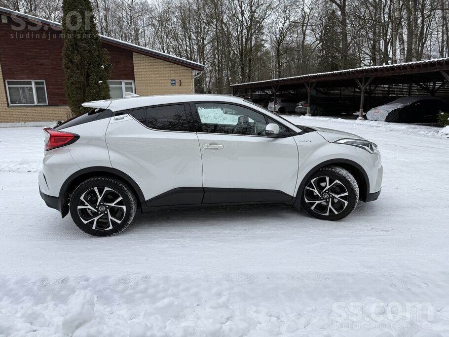 Toyota Tikko izieta TA (lidz 11.27): Teicamā tehniskä sta