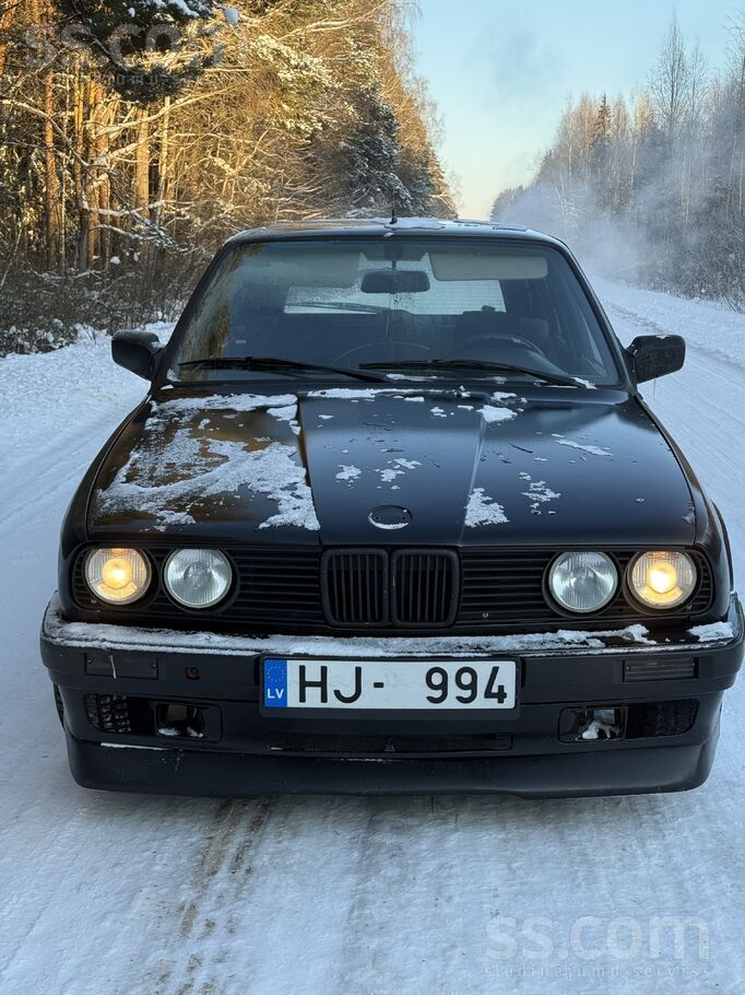 BMW Pardodu bmw e30 318i ar svaigu tehnisko apskati, t