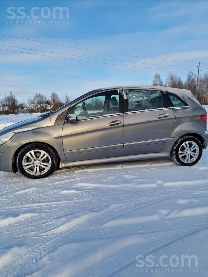 Mercedes Normāls auto ikdienas lietošanai. Reāli patēriņš p