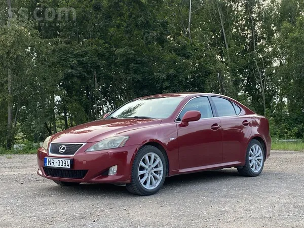 Lexus IS - 1