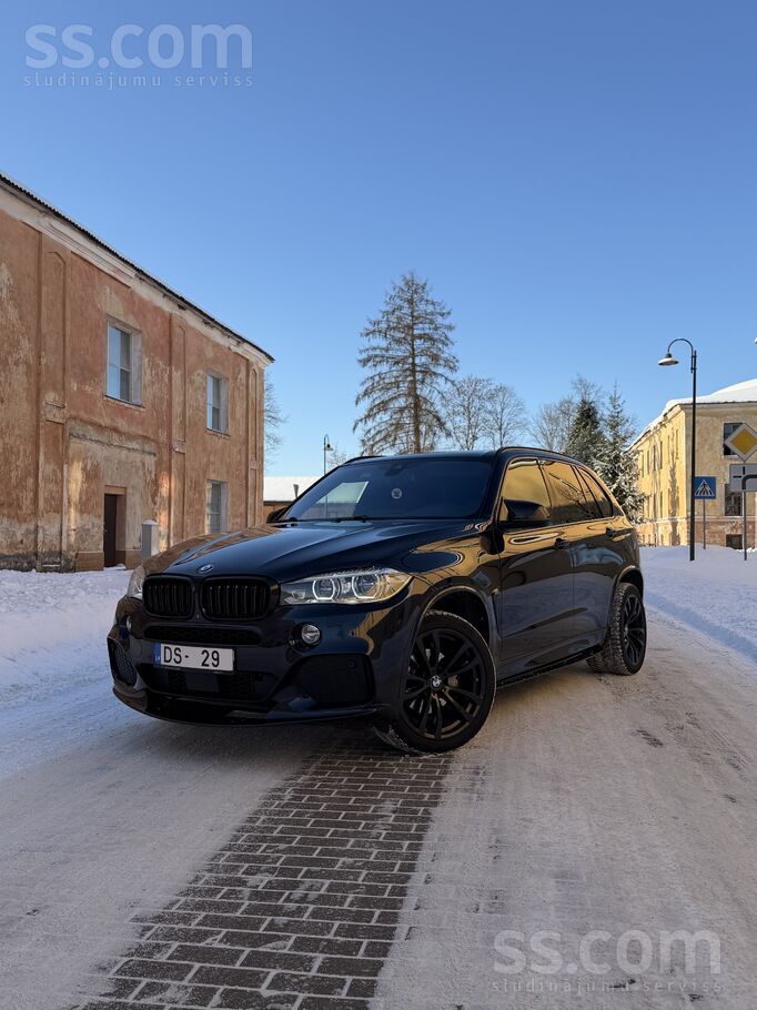 BMW Ideālā stāvoklī 3.0 d 190 kW, eļļas maiņa tiek vei
