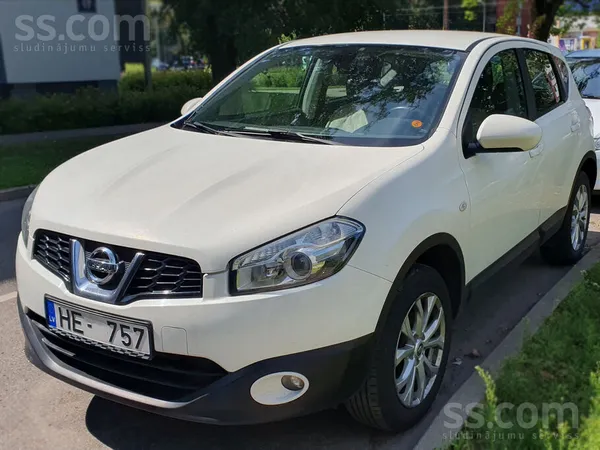 Nissan Pārdodu auto (facelift jeb uzlabotais variants) la