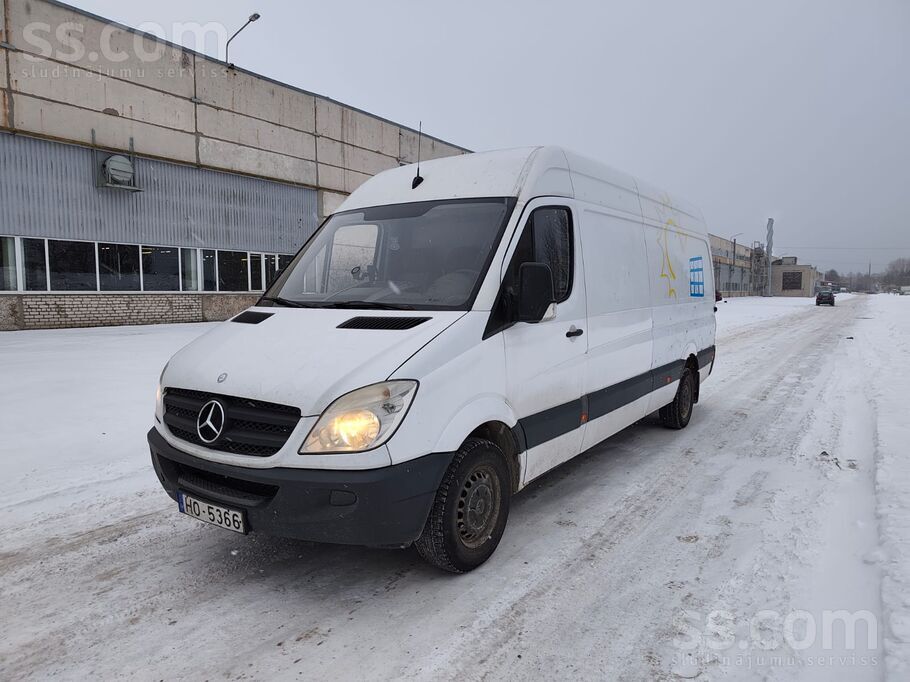Mercedes Uzņēmums pārod Mercedes Benz Sprinter 313. 95kW mo