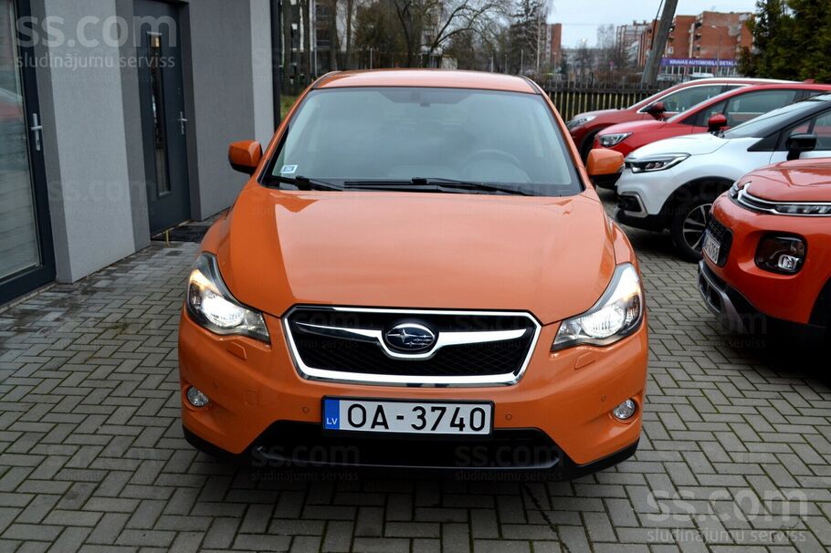 Subaru Продам Subaru XV 2.0 (110 кВт) Рыжий танк для любы