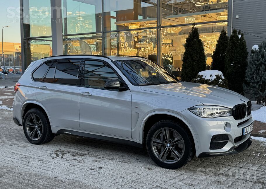 BMW BMW X5 M50D M Performance (280 kW) jeb (381 Zs). O