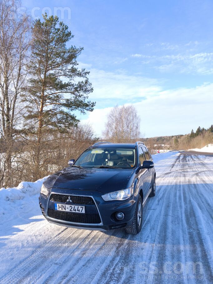 Mitsubishi Pārdod outlander 2.2 dīzeli.
