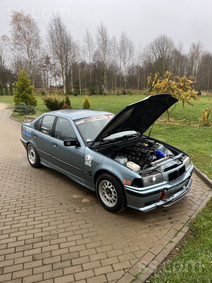 BMW Pārdodu Bmw e36 sedanu. Auto sagatavots minirallij