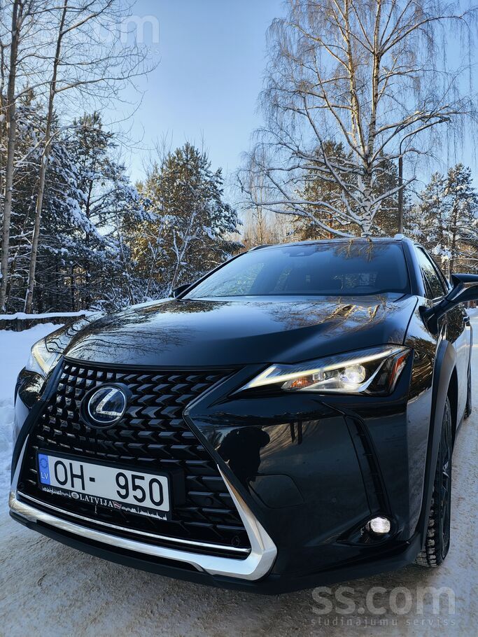 Lexus Lexus Ux250H, no Francijas, teicama tehniskā stāvo