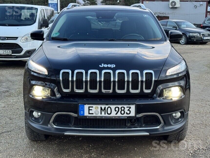Jeep Cherokee Limited ar maksimālo komplektāciju, tikko no Vācijas. Uzticams