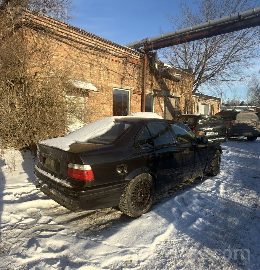 BMW Pārdodu e36 nesteidzīgi, bundža ļoti laba, visa pi