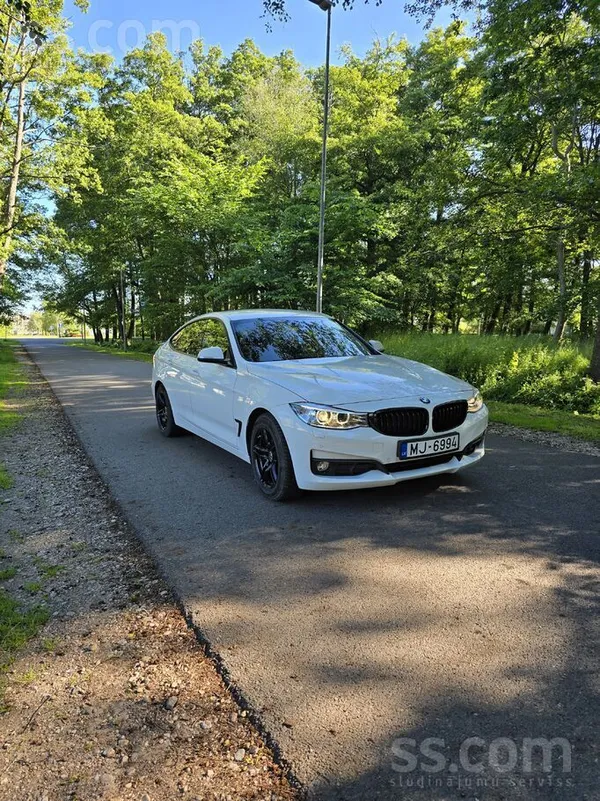 BMW 320 - 1
