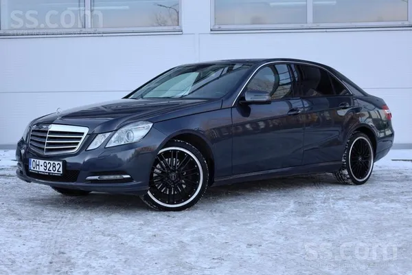 Mercedes E300 Automāts, R19 Borbat diksi, el. regulējami ād