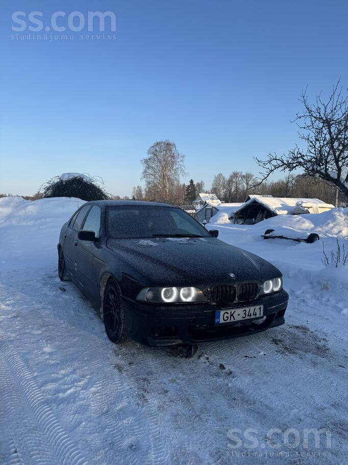 BMW Pārdodu bīteri 135kw skate izieta decembrī sliekšņ