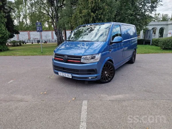 Volkswagen Transporter - 1