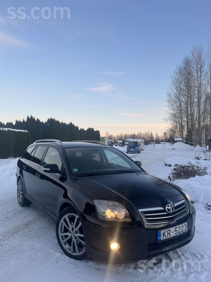Toyota Pārdodu auto Toyota Avensis 2.2 D4D , ekonomiska u