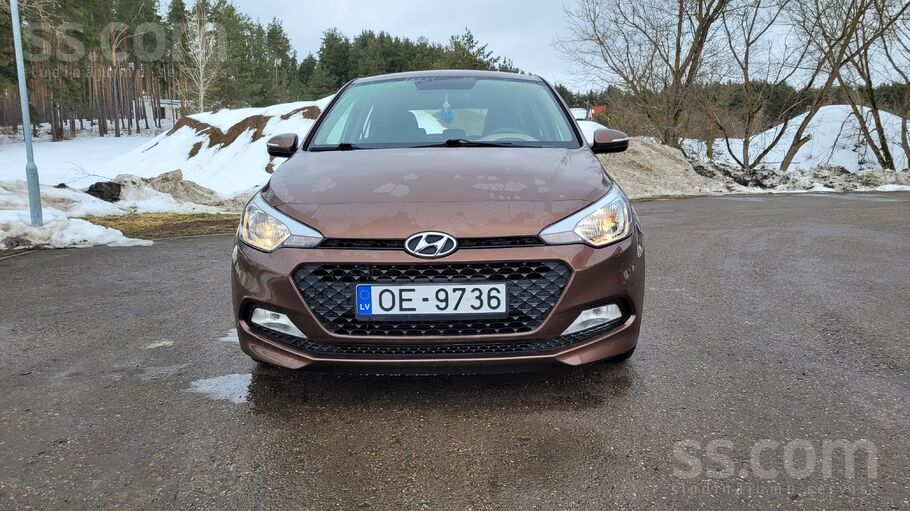 Продаётся Hyundai i20, двигатель 1.2 бензин (55 kW, 84 л. с. ) - надёжная и