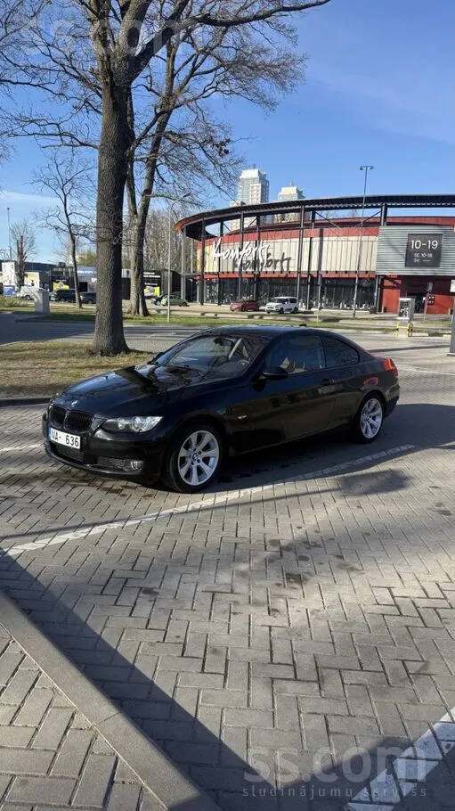 BMW 320 - 1