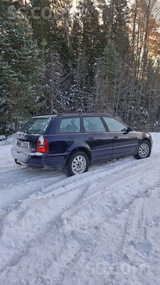 Audi Pārdod audi Quatro 1.8 Turbo bendzīns.