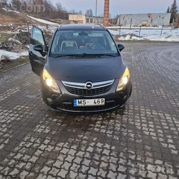 Opel Opel Zafira Tourer 2.0d 96kw/130hp. 7 vietas. 