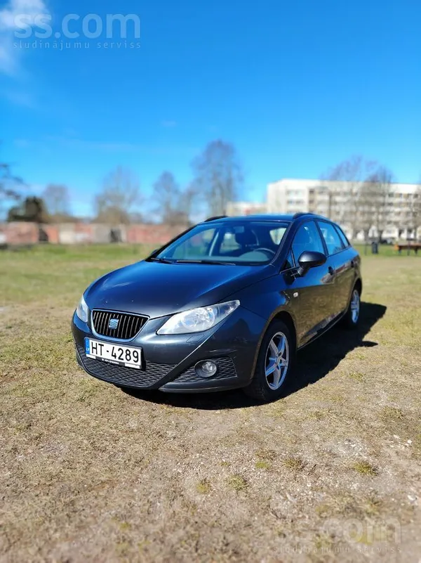 Seat Pārdod Seat Ibiza 1.4i benzīna dzinējs, ļoti labā 